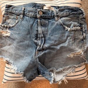 Moussy Distressed Blue Denim Shorts size 31 like new